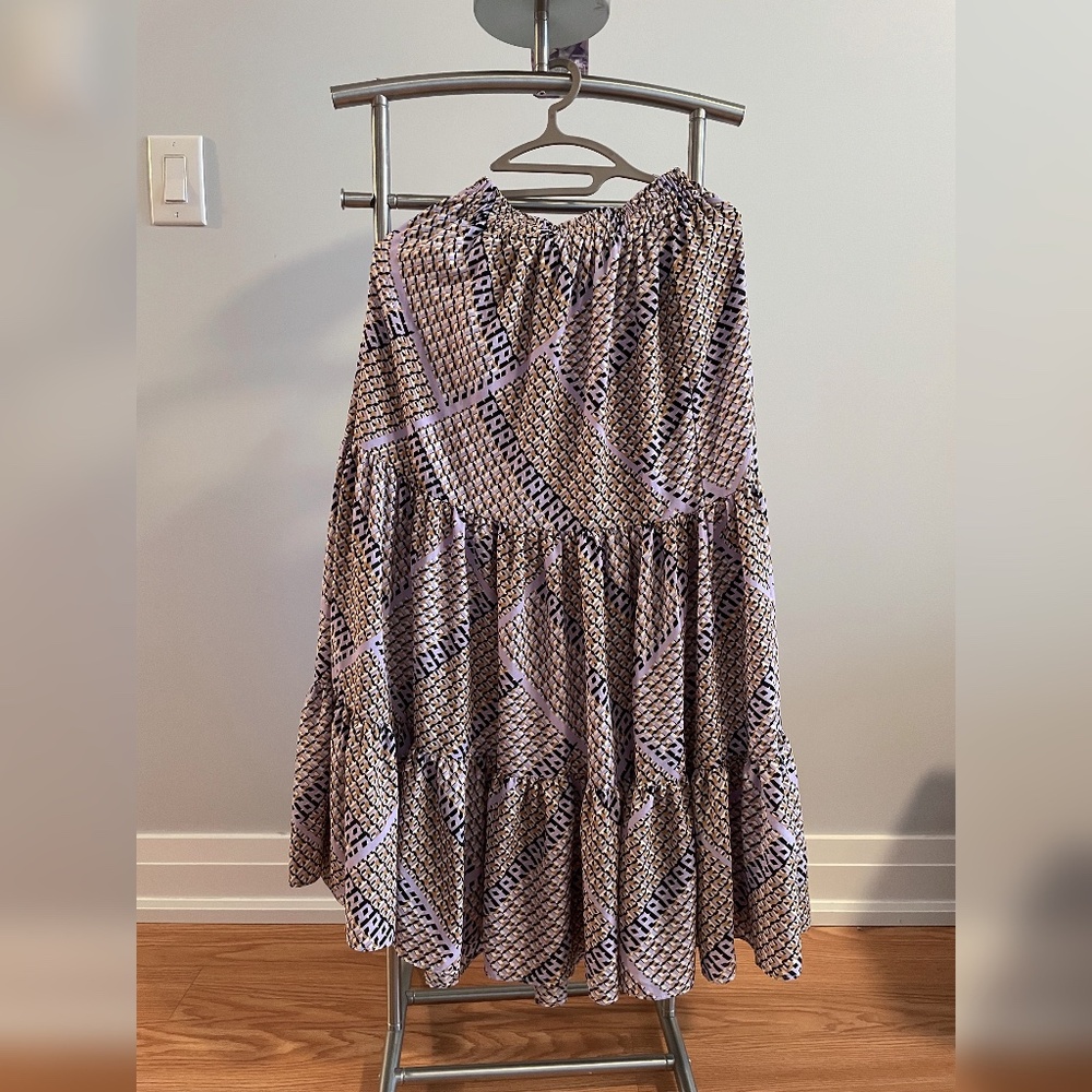Beautiful purple pattern maxi dress in Size XS